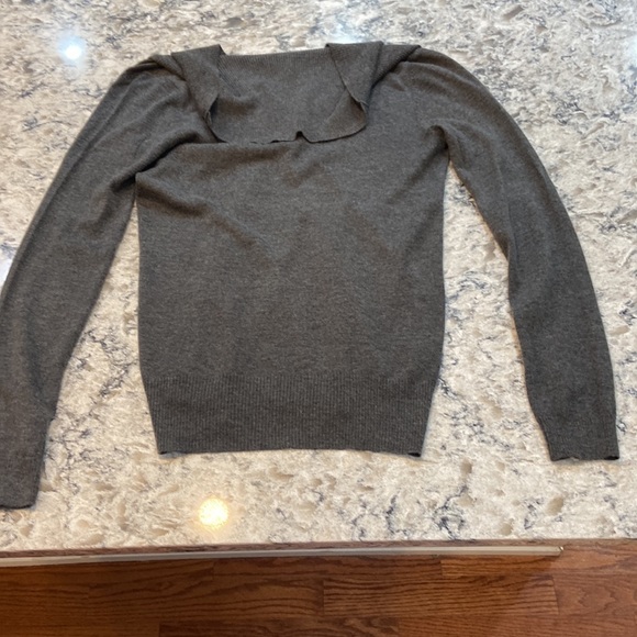 Joie | Collared Cashmere Wool Blend V Neck Cozy Sweater in Gray Size XS - Picture 14 of 15